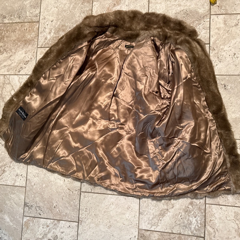 Style VI LTD. Faux Fur Coat Vintage 1980s USA Made Brown - Picture 11 of 11